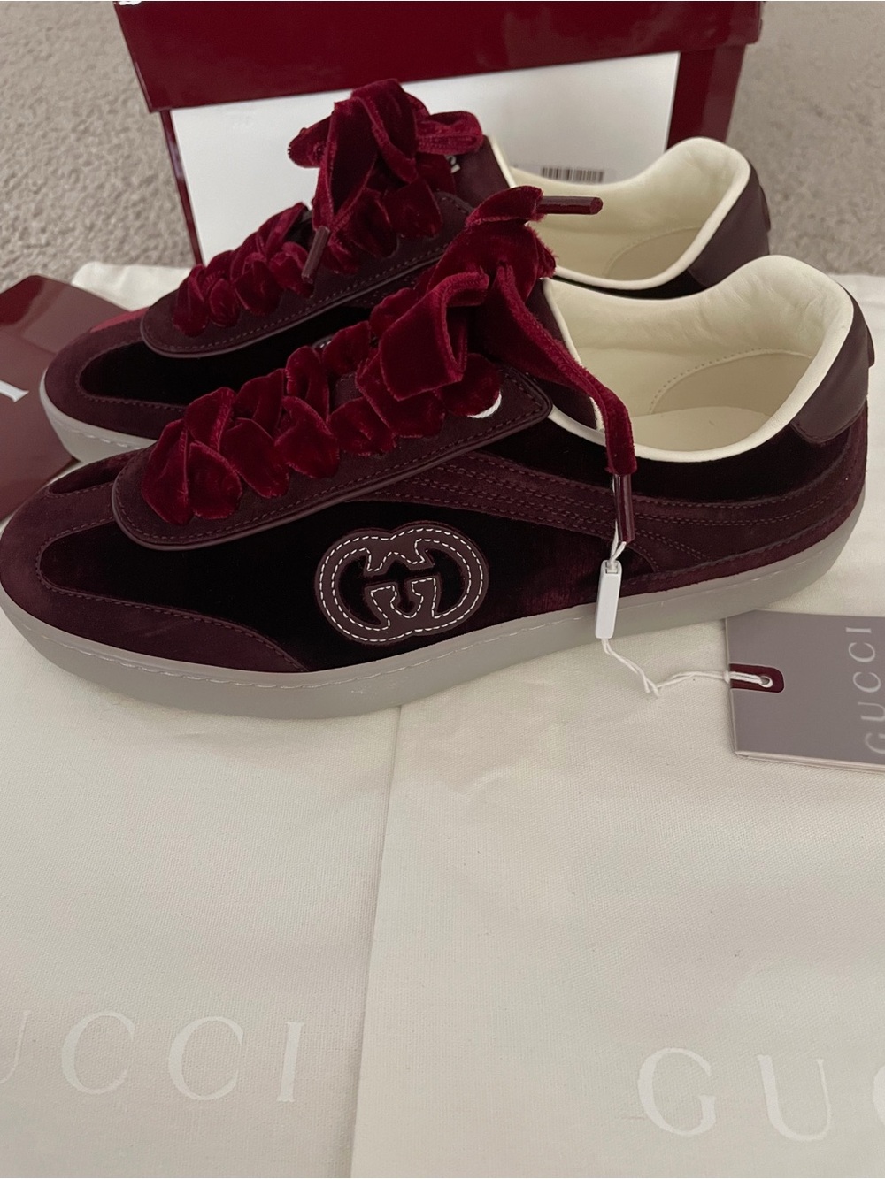 Gucci Burgundy Velvet Low-Top Sneakers
